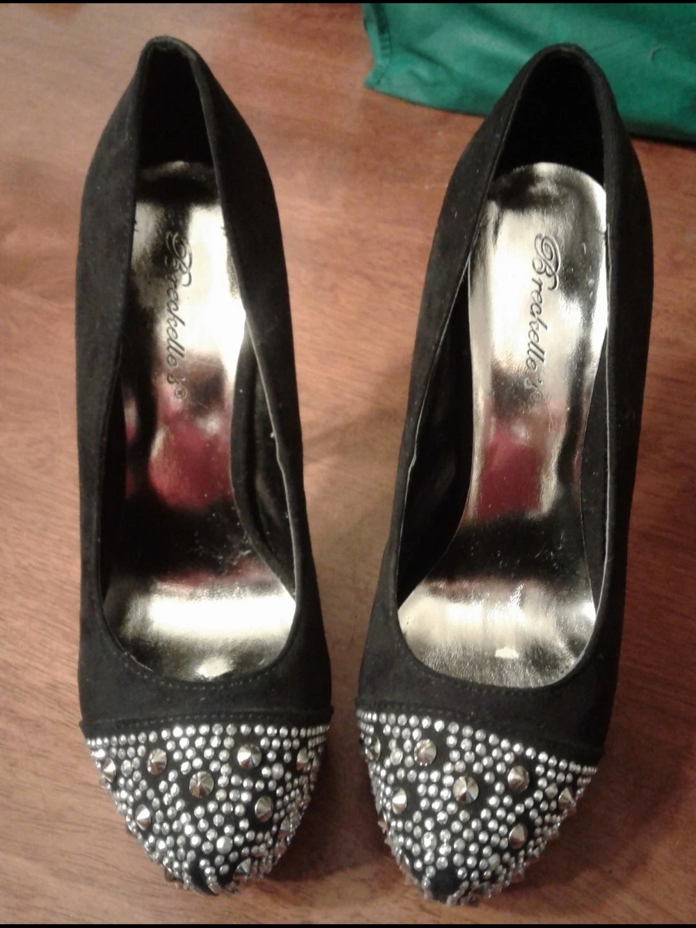 Breckelles Black Pointed Toe Studded Heels 6" Heels Size 7.5